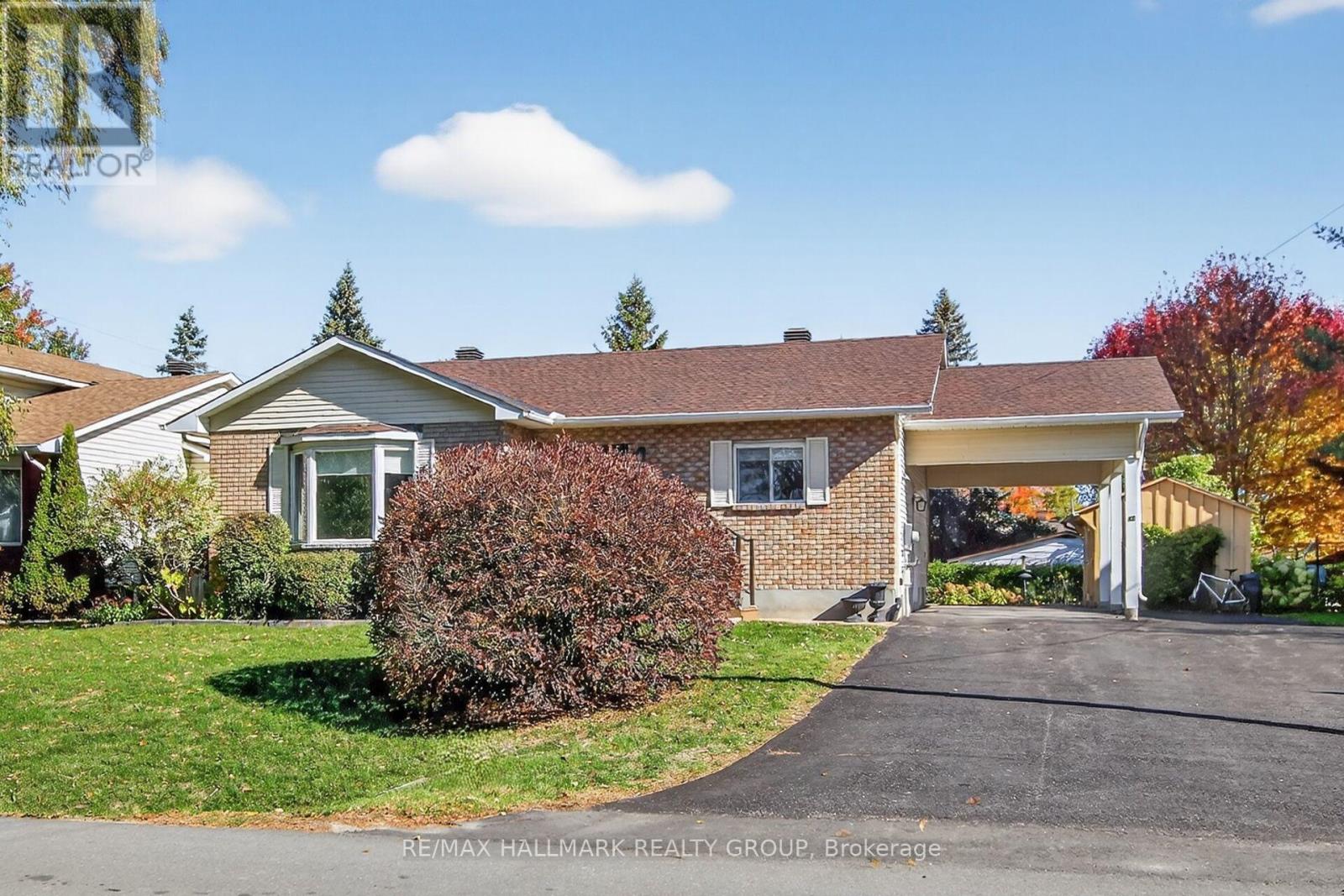 40 Colonel Murray Street, Ottawa, Ontario  K0A 2Z0 - Photo 2 - X12468077