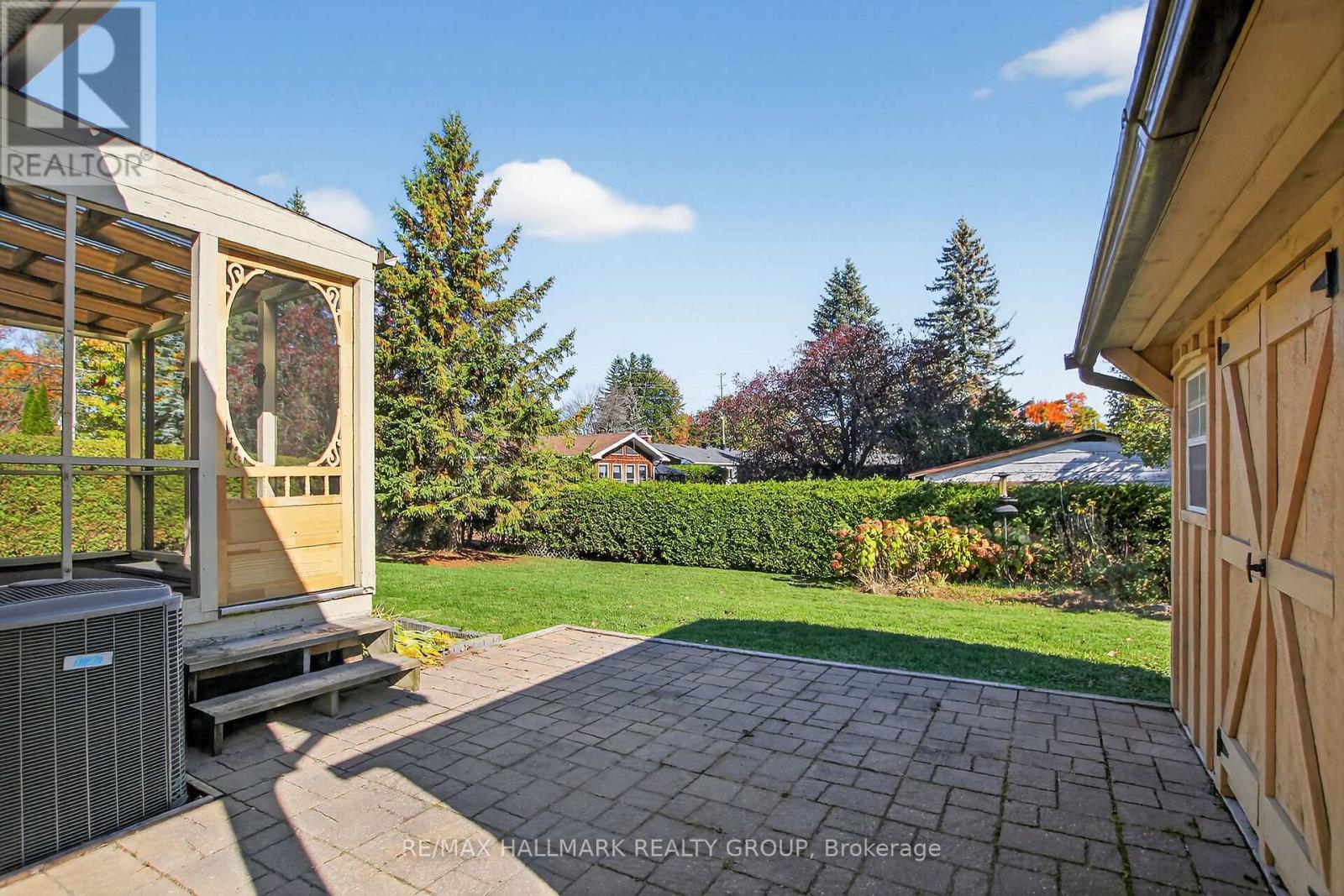 40 Colonel Murray Street, Ottawa, Ontario  K0A 2Z0 - Photo 43 - X12468077