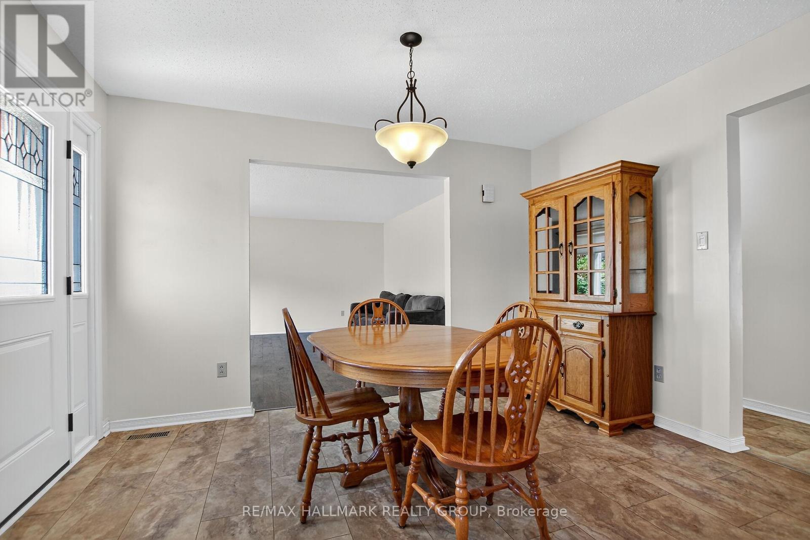 40 Colonel Murray Street, Ottawa, Ontario  K0A 2Z0 - Photo 8 - X12468077