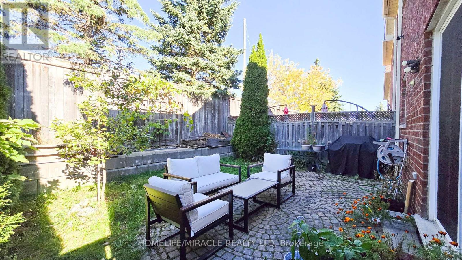 48 Bramcedar Crescent, Brampton, Ontario  L7A 1T3 - Photo 35 - W12467765