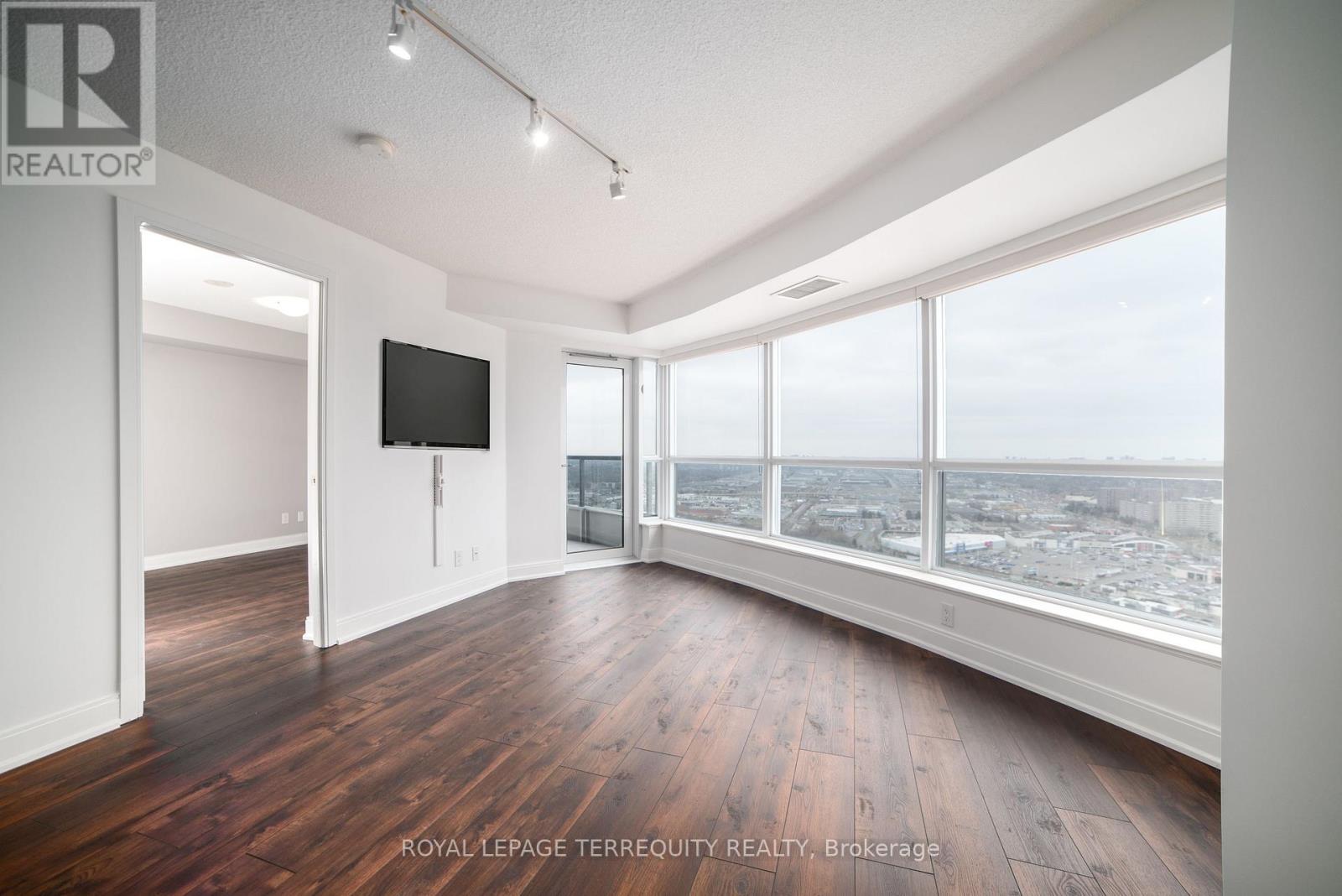 3504 - 125 VILLAGE GREEN SQUARE, Toronto, Ontario