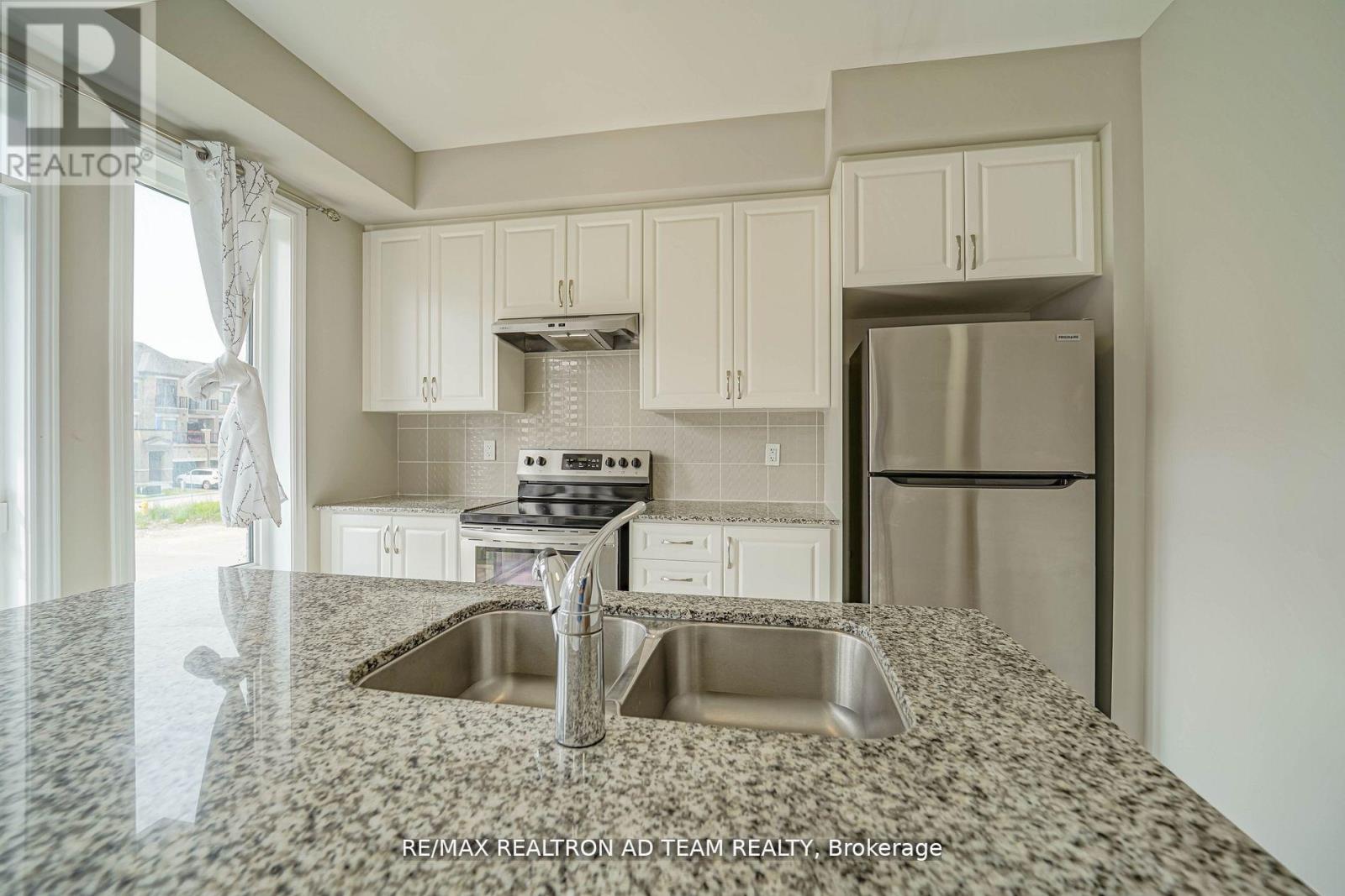 13 Hallmark Way, Whitby, Ontario  L1P 0K2 - Photo 16 - E12467891