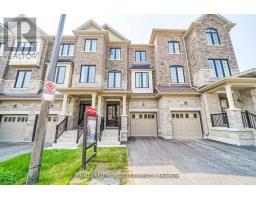 13 HALLMARK WAY, Whitby, Ontario