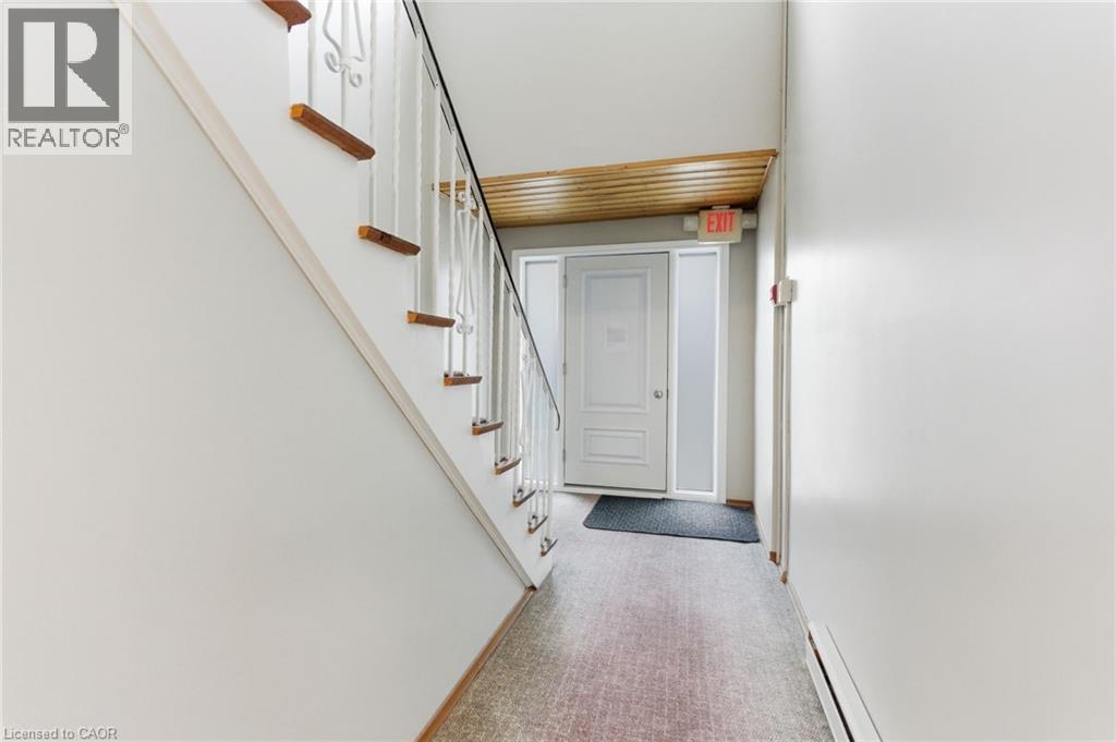 2312 Hixon Street Unit# 2, Oakville, Ontario  L6L 1T4 - Photo 4 - 40780017