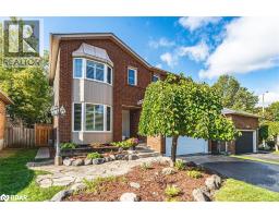 222 BISHOP Drive, Barrie, Ontario