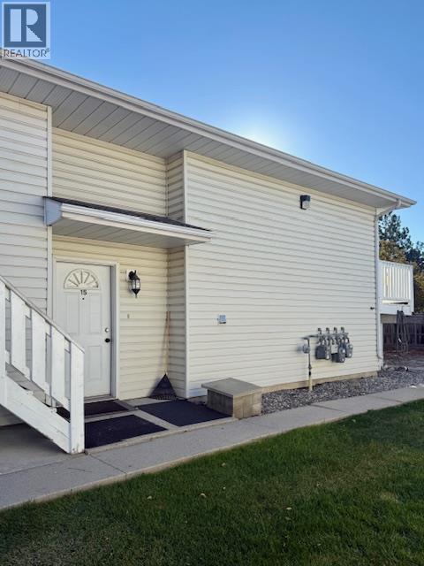 2401 12th N Street N Unit# 15, Cranbrook, British Columbia V1C 5T4 - Photo 1 - 10366001