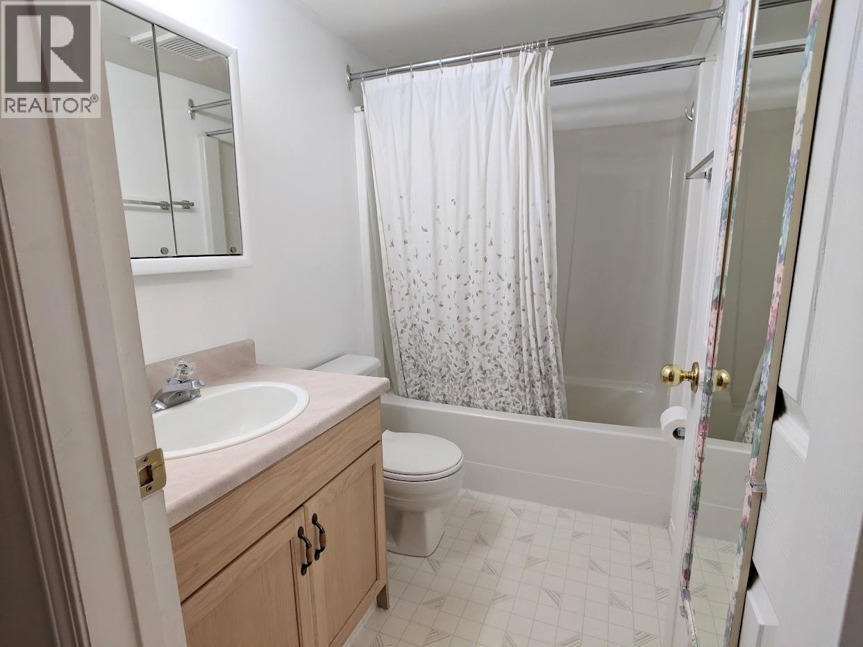 2401 12th N Street N Unit# 15, Cranbrook, British Columbia V1C 5T4 - Photo 14 - 10366001