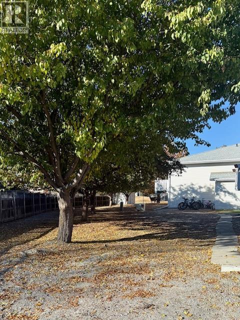 2401 12th N Street N Unit# 15, Cranbrook, British Columbia V1C 5T4 - Photo 21 - 10366001