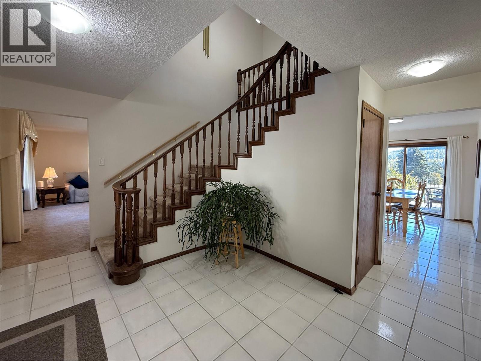 118 Levirs Avenue, Kimberley, British Columbia  V1A 1X5 - Photo 5 - 10365770