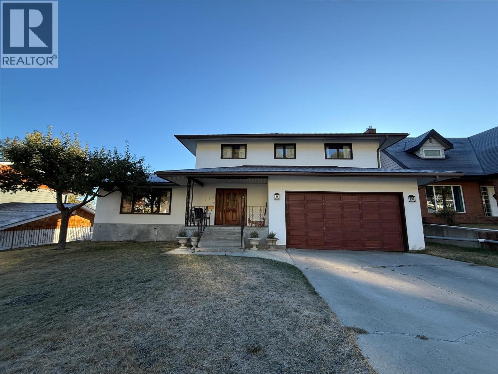 118 Levirs Avenue, Kimberley, British Columbia  V1A 1X5 - Photo 2 - 10365770