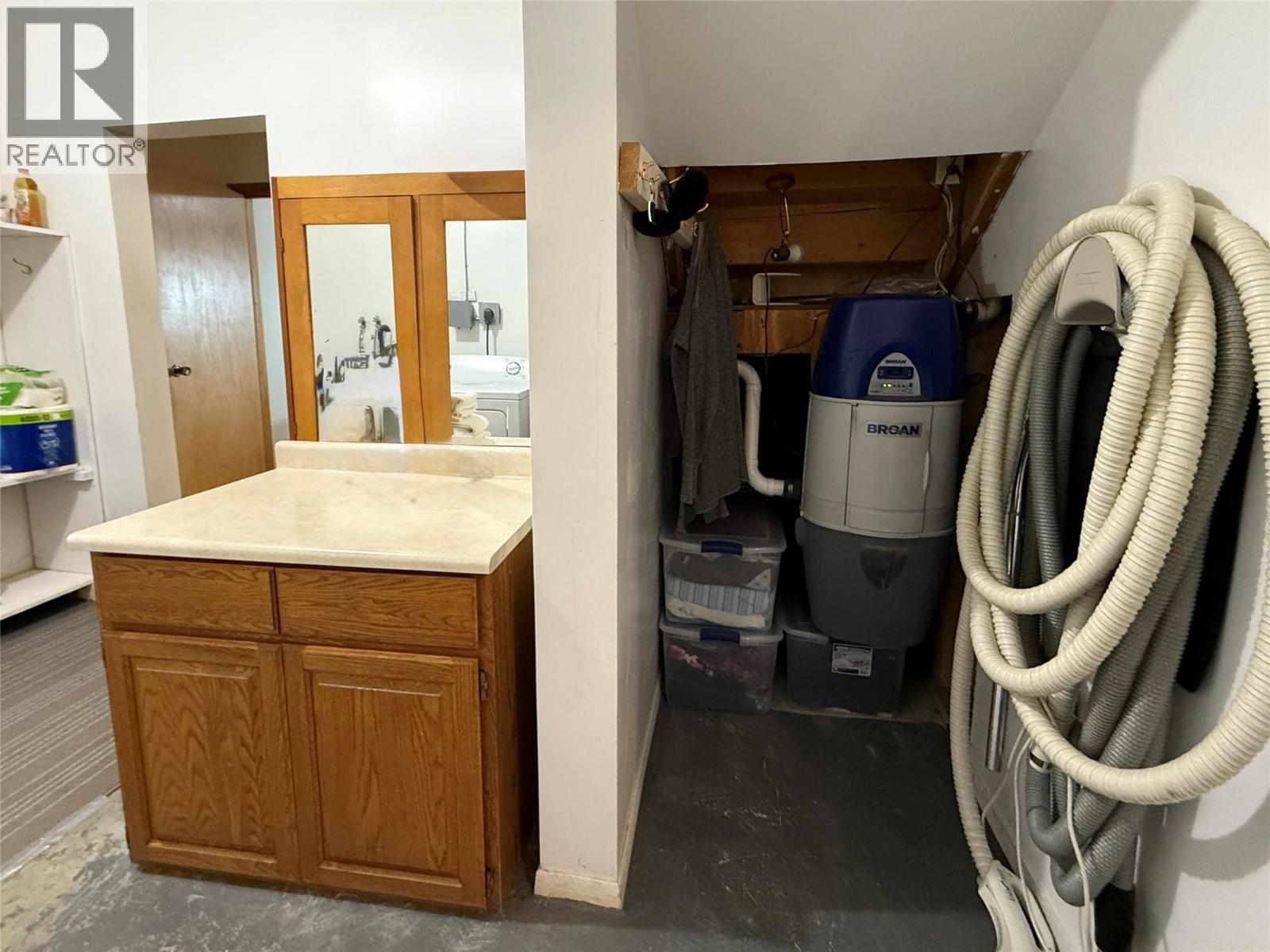 118 Levirs Avenue, Kimberley, British Columbia  V1A 1X5 - Photo 43 - 10365770