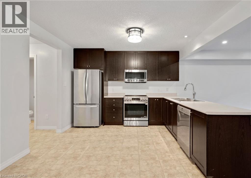 403 Moorlands Crescent, Kitchener, Ontario  N2P 0C9 - Photo 10 - 40779632