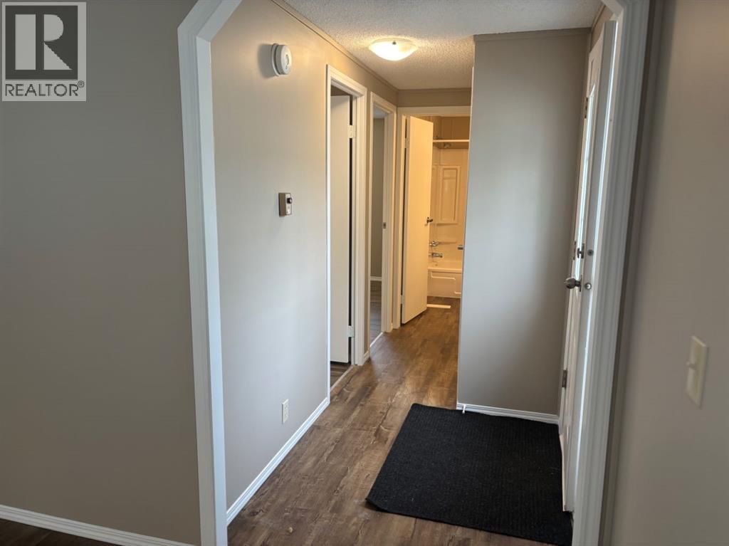 478, 1101 84 Street Ne, Calgary, Alberta  T2A 7X2 - Photo 5 - A2248629