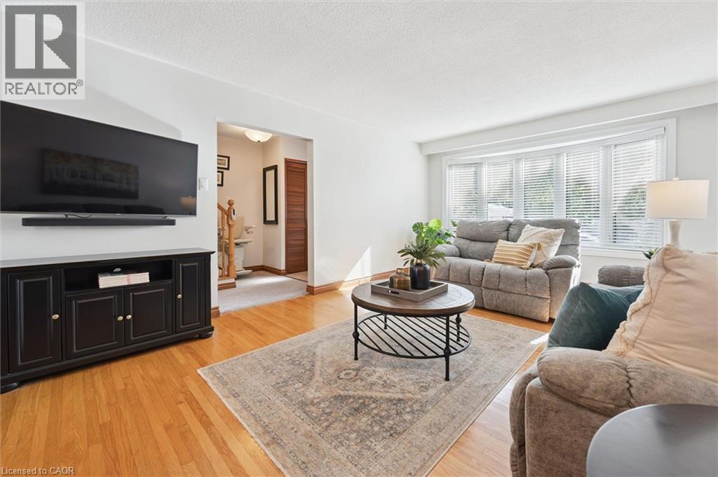 153 Forestwood Drive, Kitchener, Ontario  N2N 1B7 - Photo 4 - 40779751