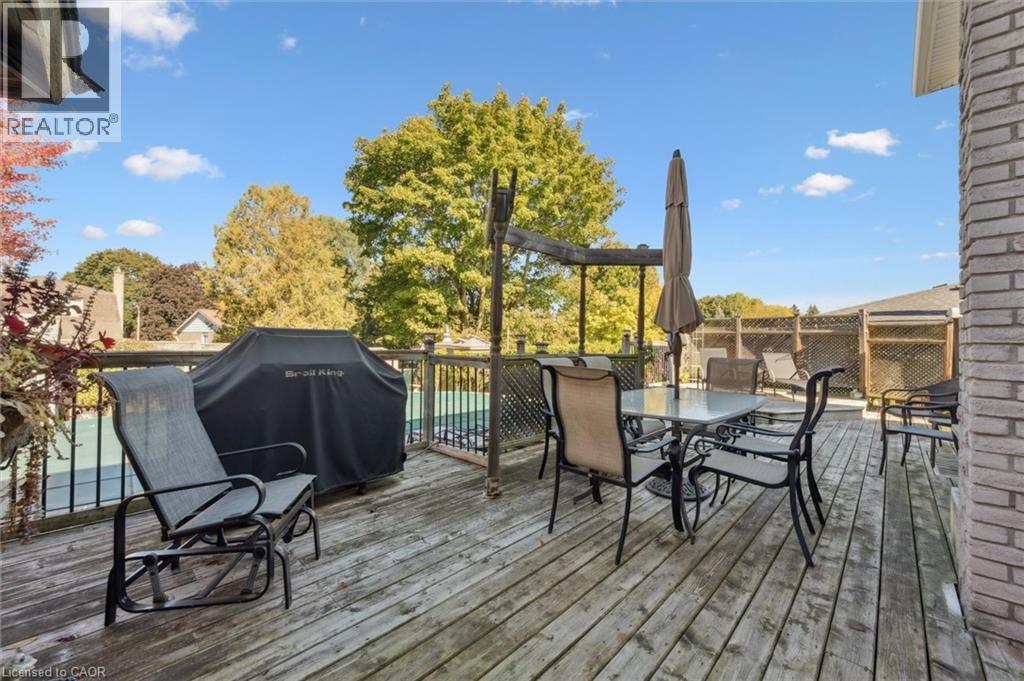 153 Forestwood Drive, Kitchener, Ontario  N2N 1B7 - Photo 33 - 40779751