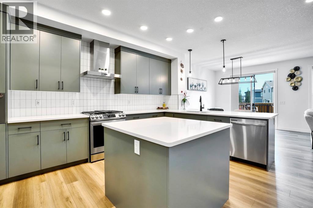 353 Walcrest View Se, Calgary, Alberta  T2X 4V8 - Photo 7 - A2260961