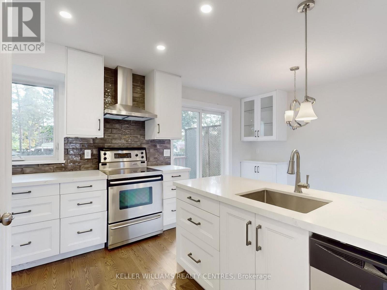 296 Taylor Mills Drive N, Richmond Hill, Ontario  L4G 2T9 - Photo 13 - N12467821