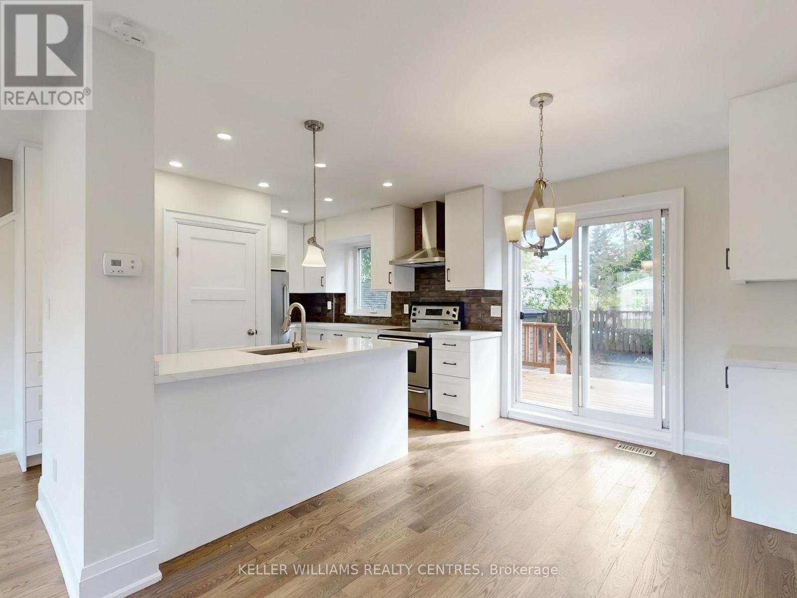 296 Taylor Mills Drive N, Richmond Hill, Ontario  L4G 2T9 - Photo 8 - N12467821