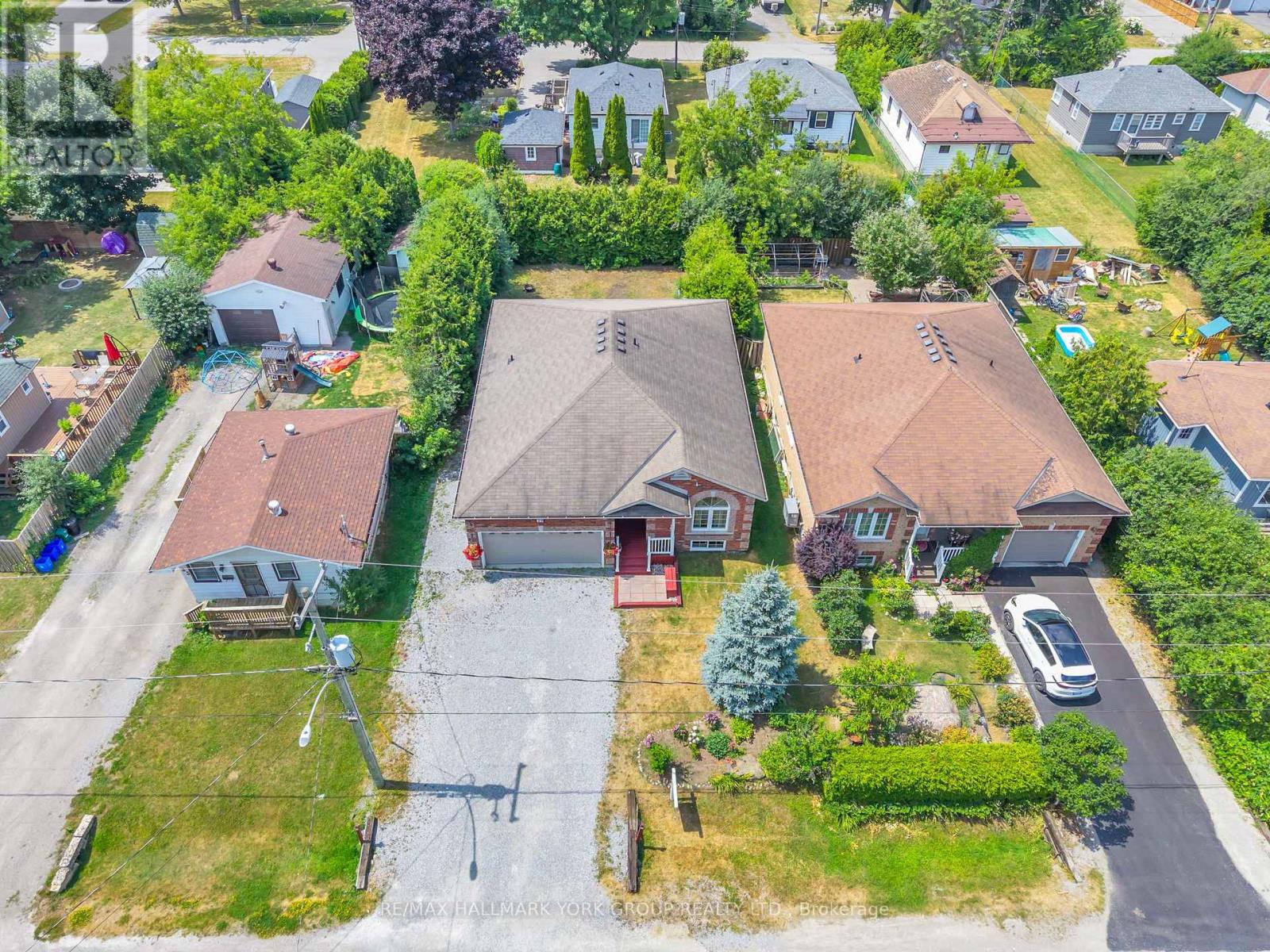 39 Farley Circle, Georgina, Ontario  L0E 1S0 - Photo 44 - N12467826
