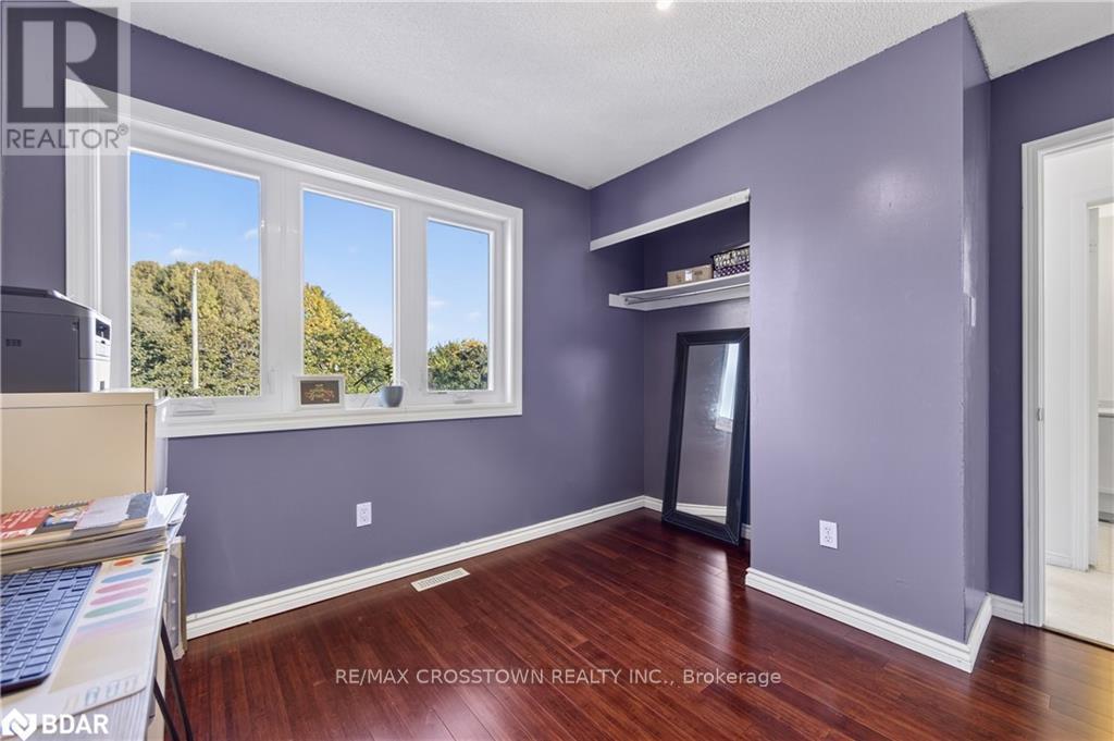 14 Corrie Crescent, Essa, Ontario  L0M 1B3 - Photo 18 - N12467837