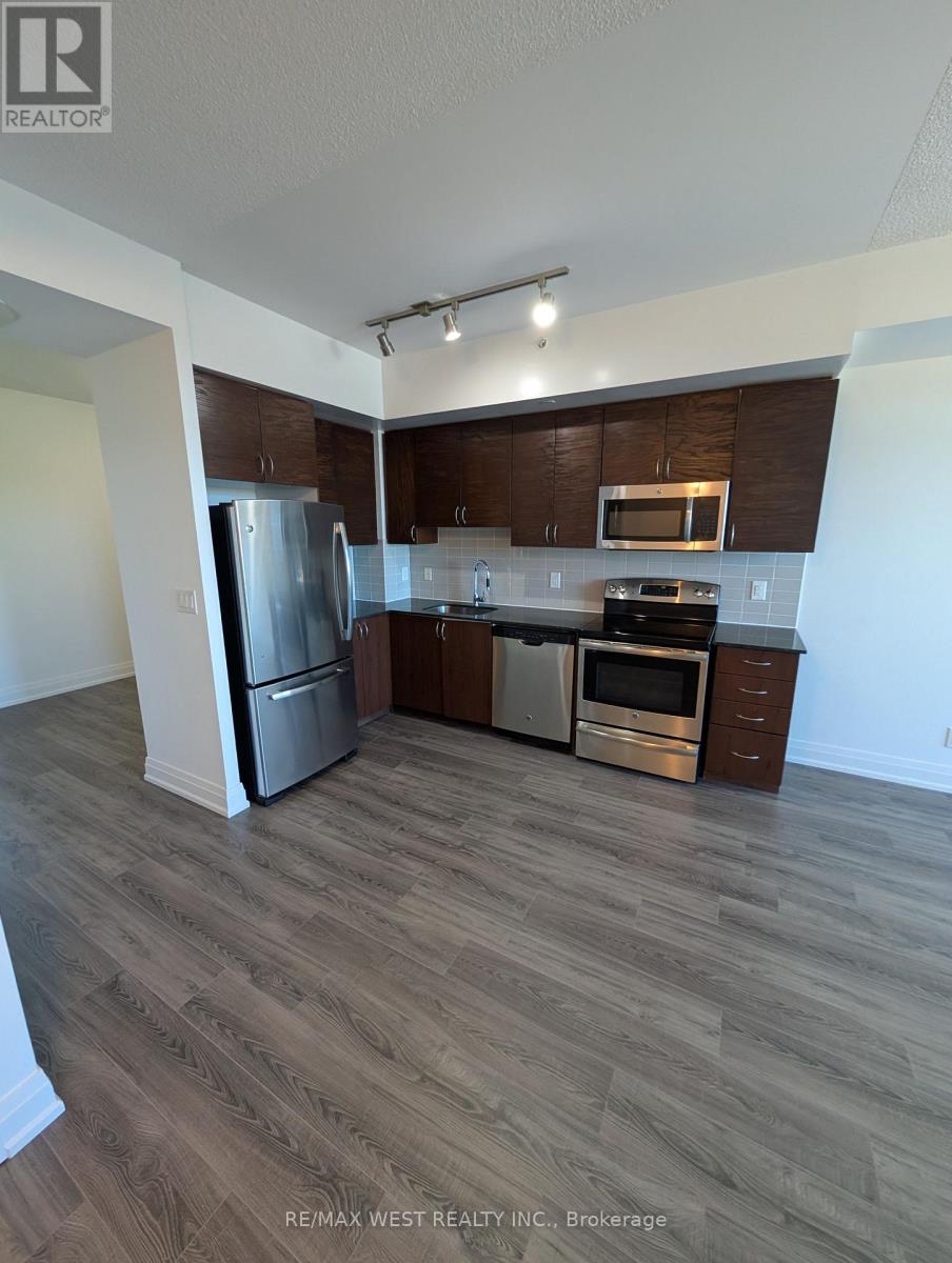 901 - 7165 Yonge Street, Markham, Ontario  L3T 0C9 - Photo 3 - N12467844