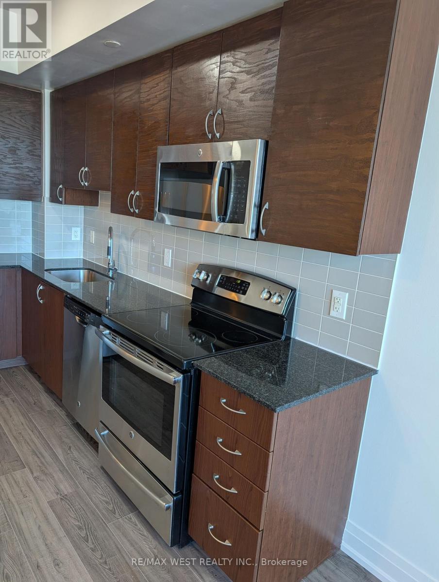 901 - 7165 Yonge Street, Markham, Ontario  L3T 0C9 - Photo 5 - N12467844