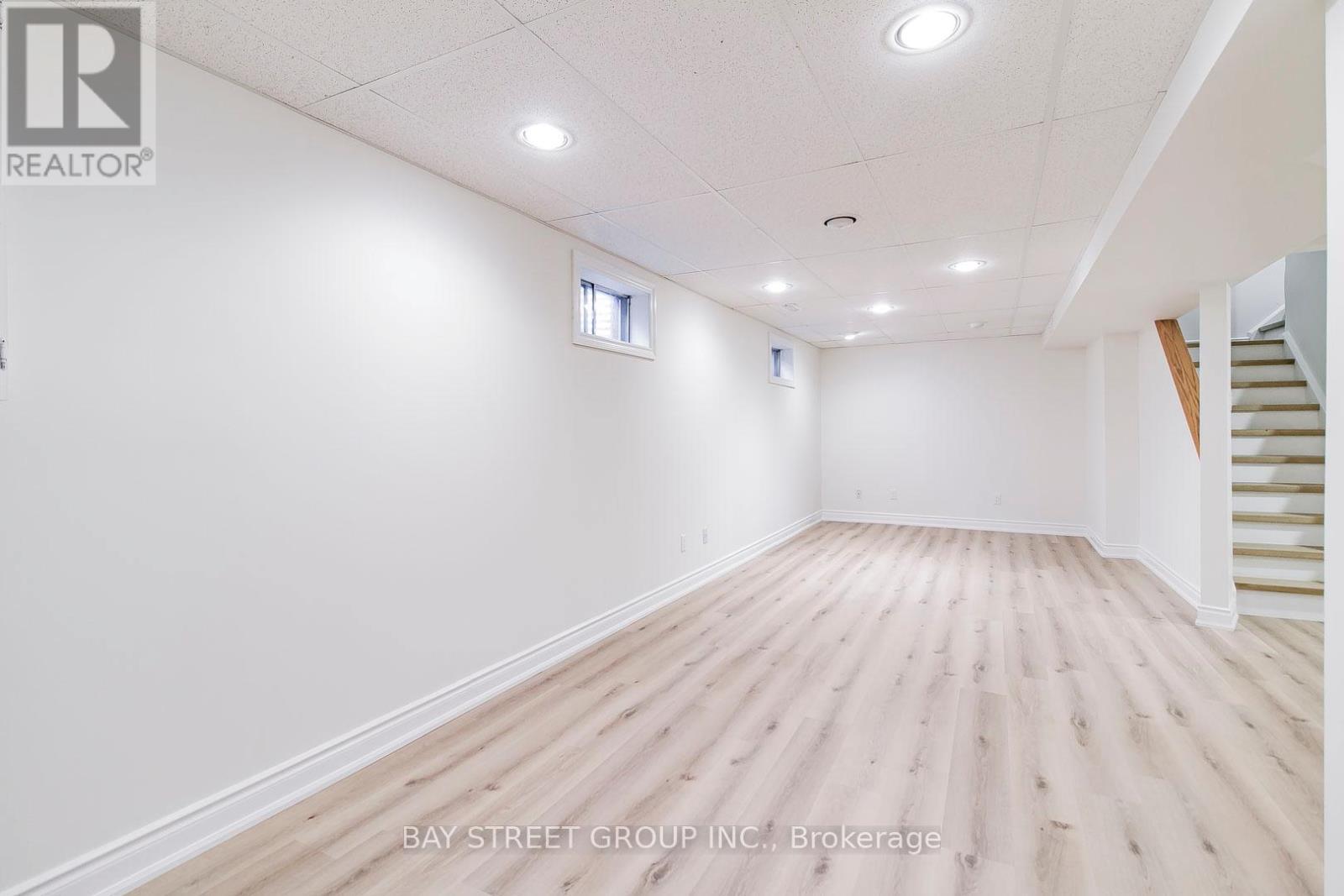 300 Fincham Avenue, Markham, Ontario  L3P 4E7 - Photo 13 - N12467893
