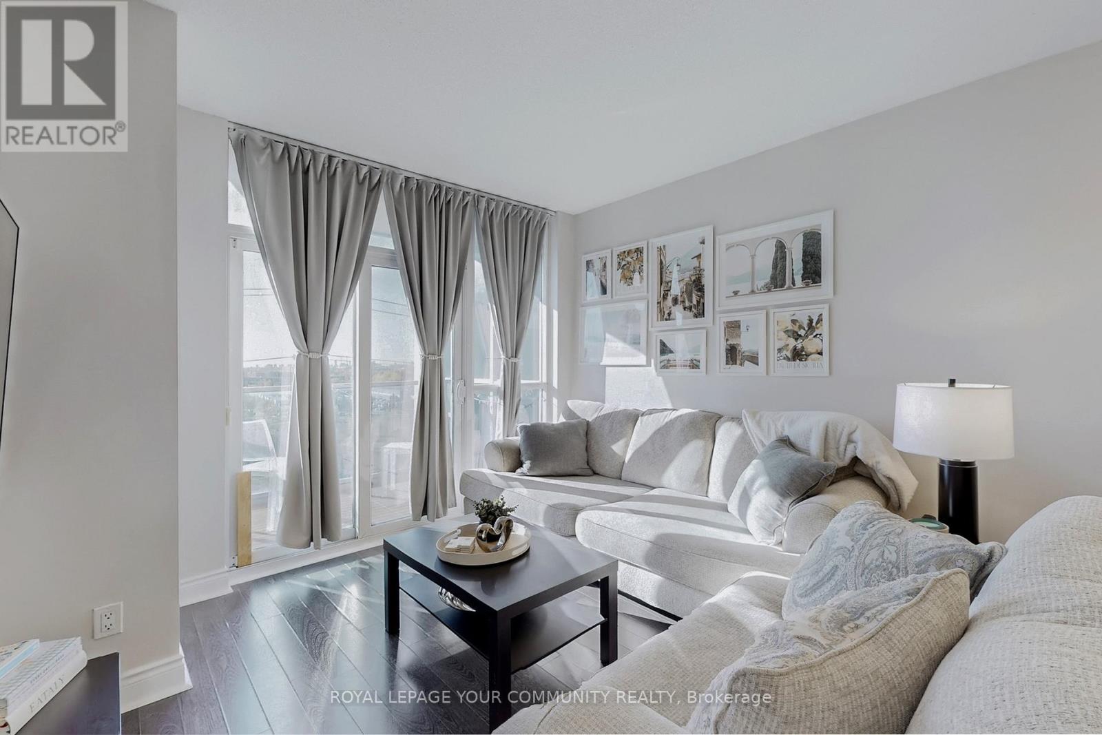 962 - 23 Cox Boulevard, Markham, Ontario  L3R 4G1 - Photo 3 - N12467897