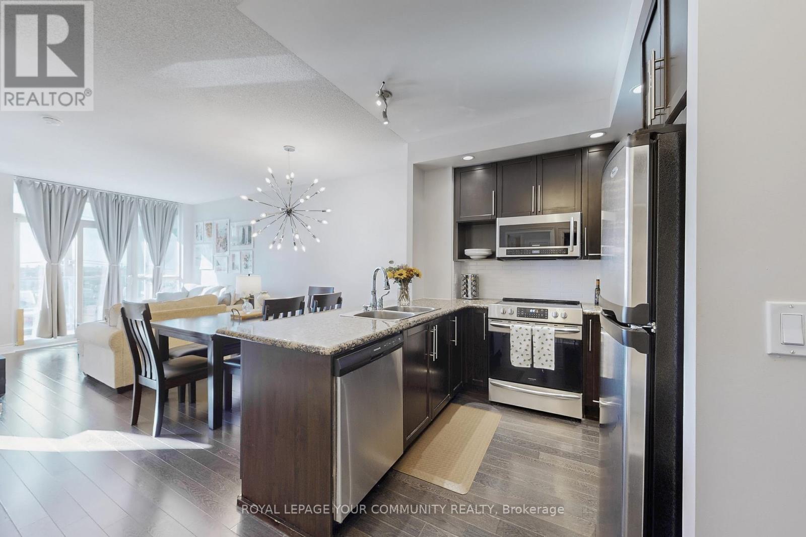 962 - 23 Cox Boulevard, Markham, Ontario  L3R 4G1 - Photo 7 - N12467897