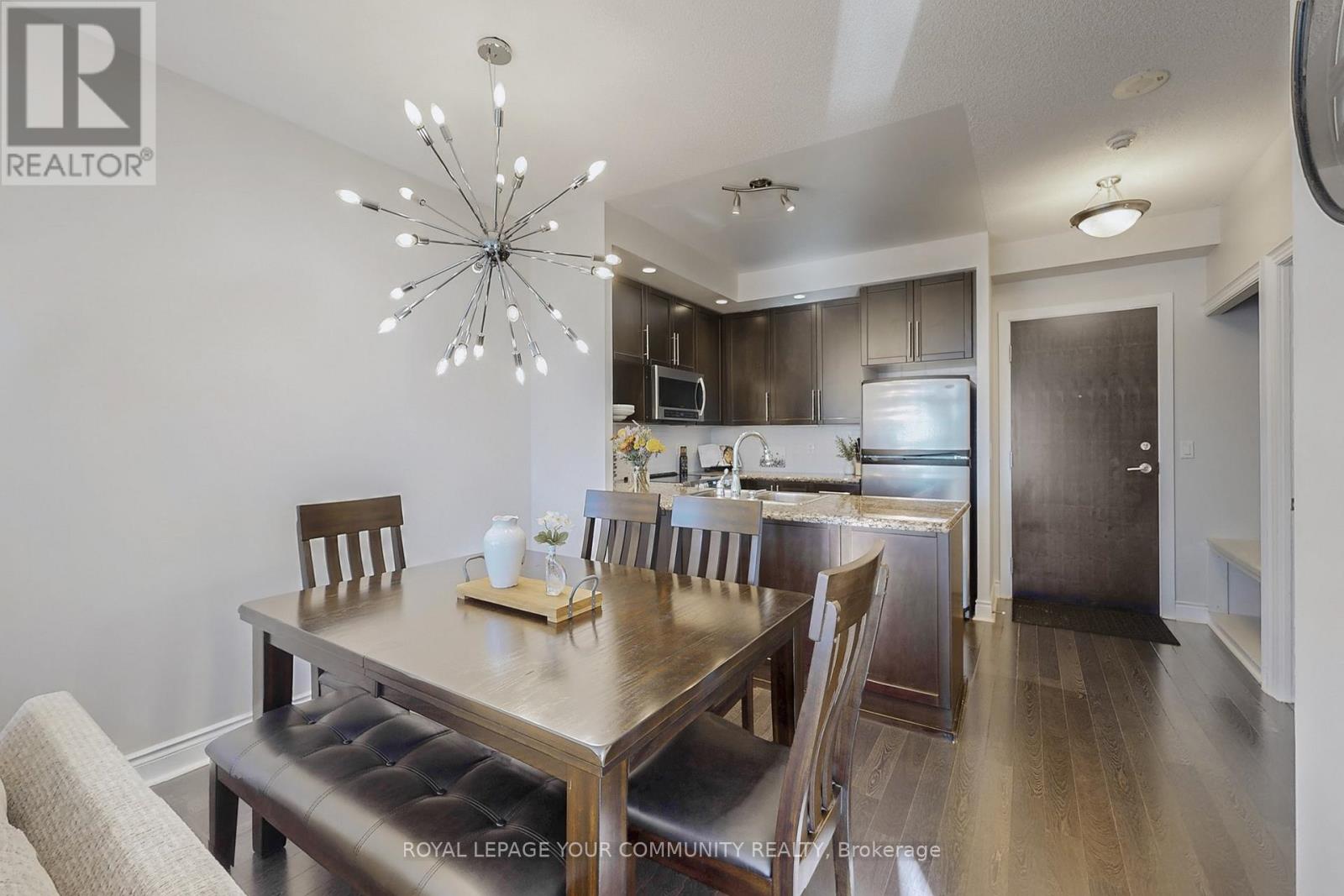 962 - 23 Cox Boulevard, Markham, Ontario  L3R 4G1 - Photo 9 - N12467897