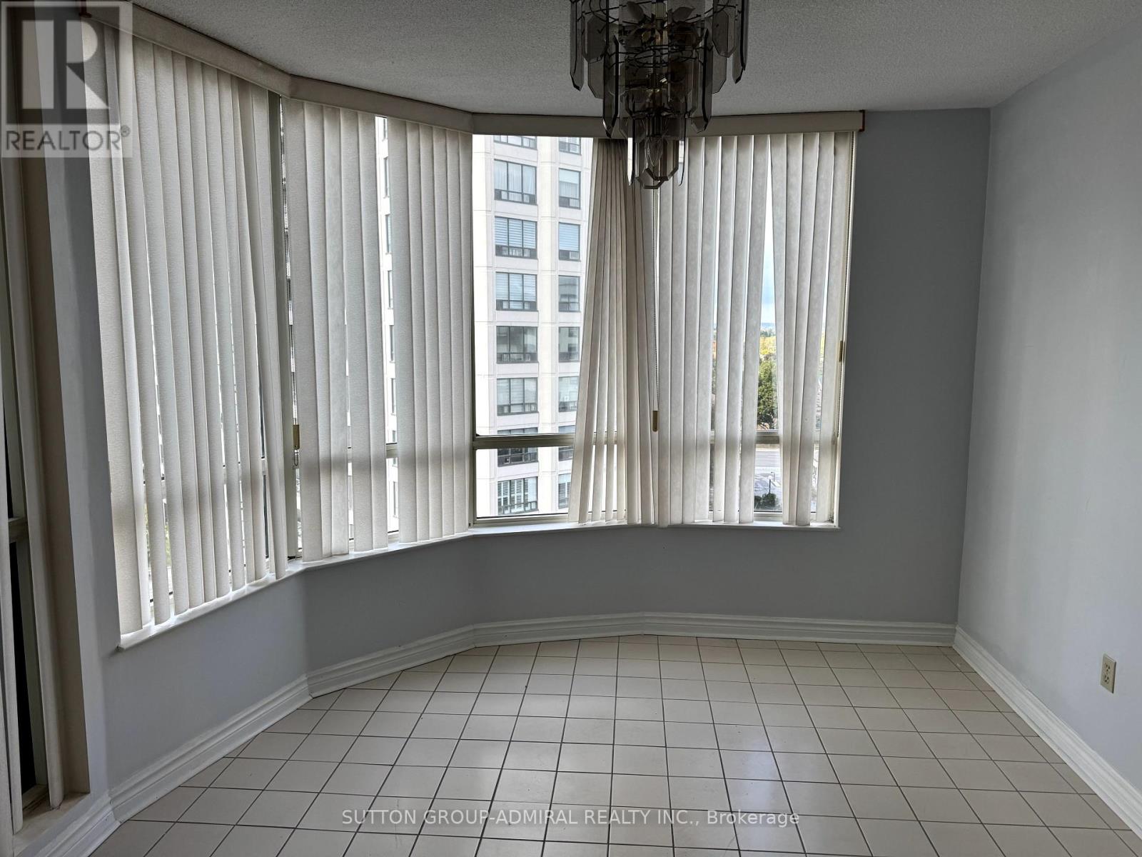 711 - 333 Clark Avenue W, Vaughan, Ontario  L4J 7K4 - Photo 8 - N12467908