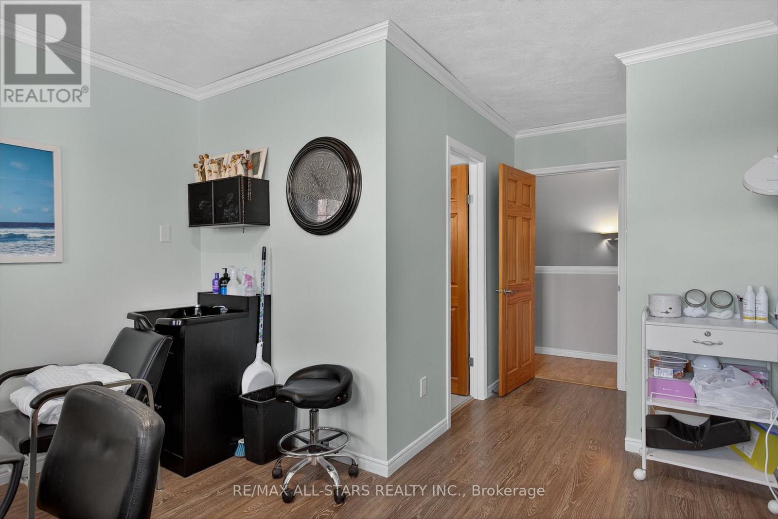 291 Angeline Street N, Kawartha Lakes (Ops), Ontario  K9V 4R1 - Photo 26 - X12467963