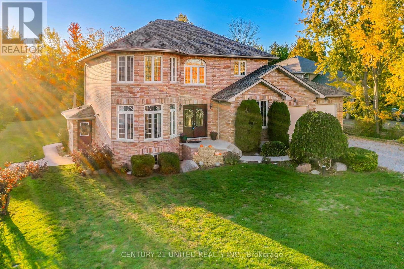 1058 Maria Street, Selwyn, Ontario  K0L 1H0 - Photo 1 - X12468039