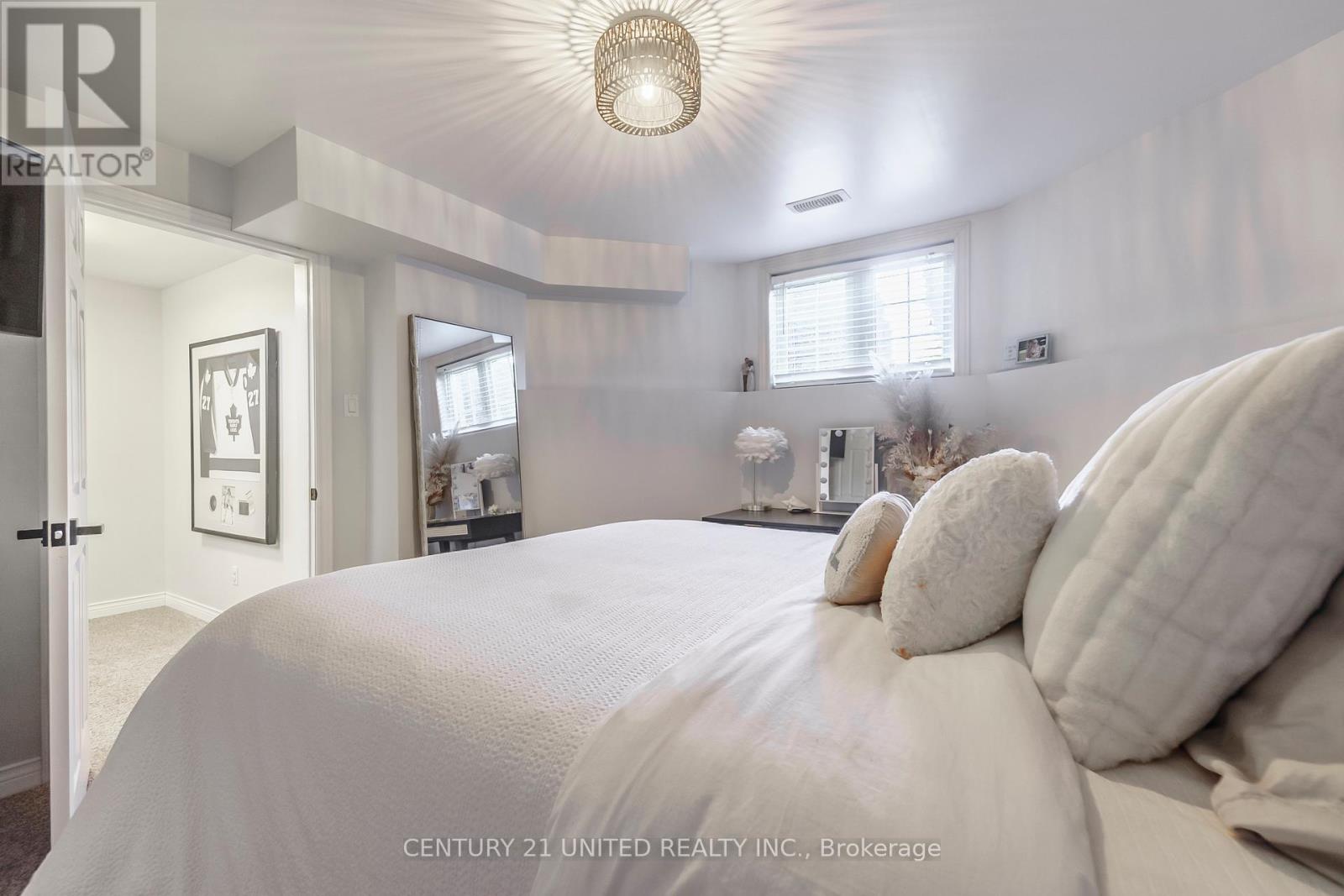 1058 Maria Street, Selwyn, Ontario  K0L 1H0 - Photo 41 - X12468039