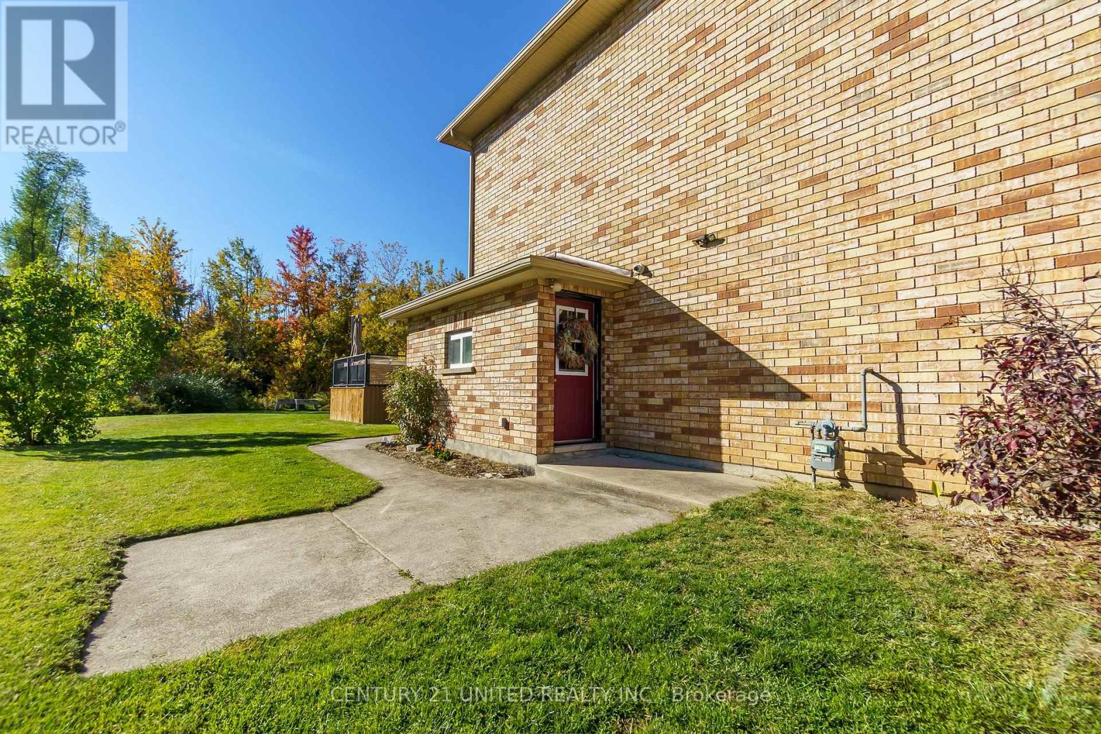 1058 Maria Street, Selwyn, Ontario  K0L 1H0 - Photo 43 - X12468039