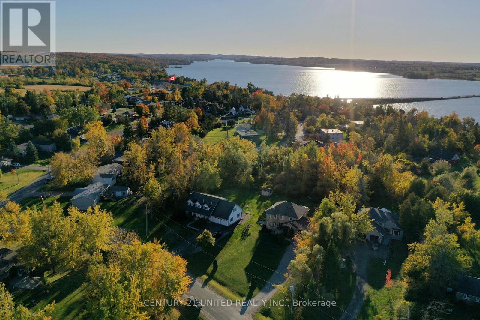 1058 Maria Street, Selwyn, Ontario  K0L 1H0 - Photo 49 - X12468039