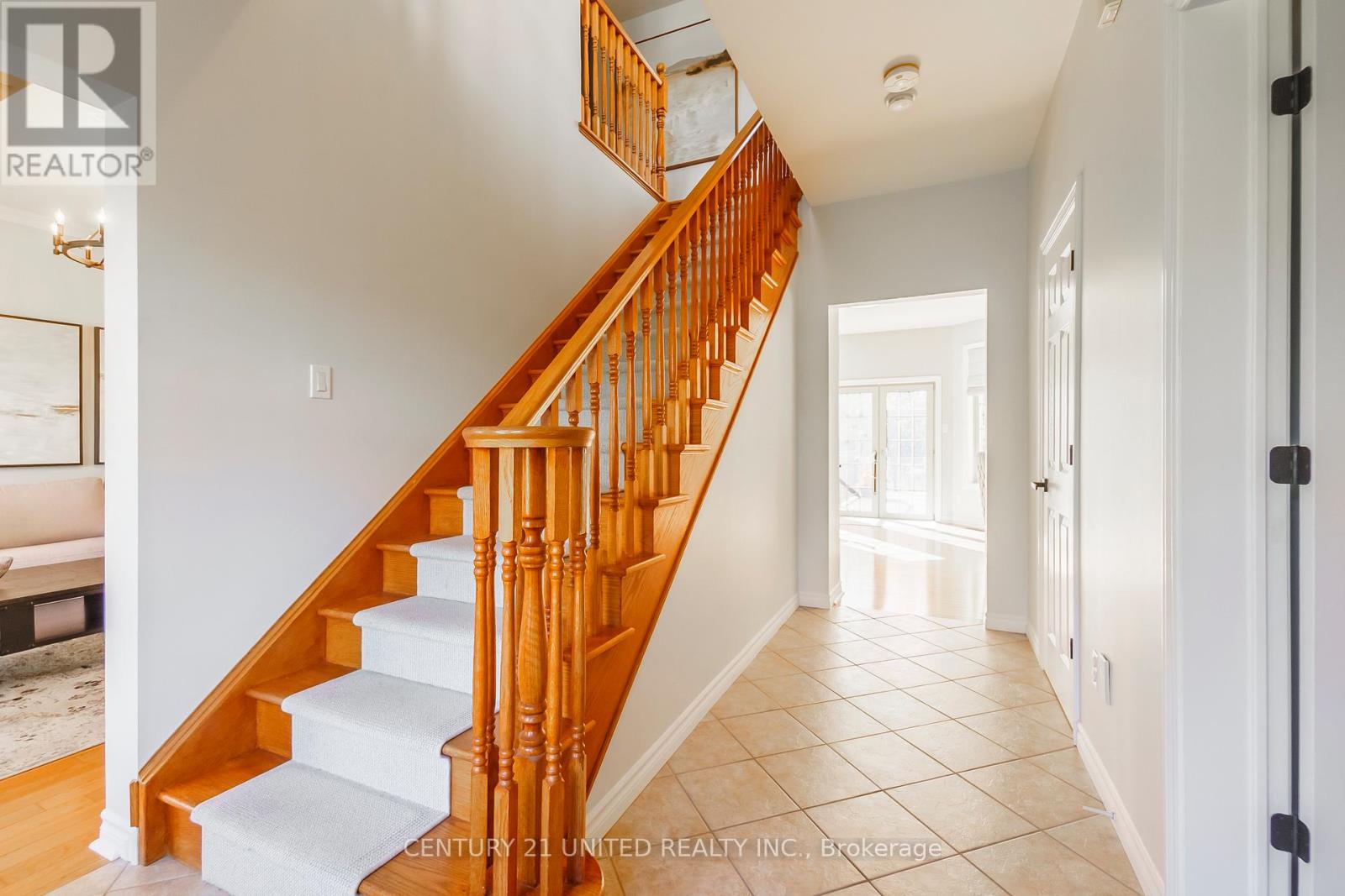 1058 Maria Street, Selwyn, Ontario  K0L 1H0 - Photo 6 - X12468039