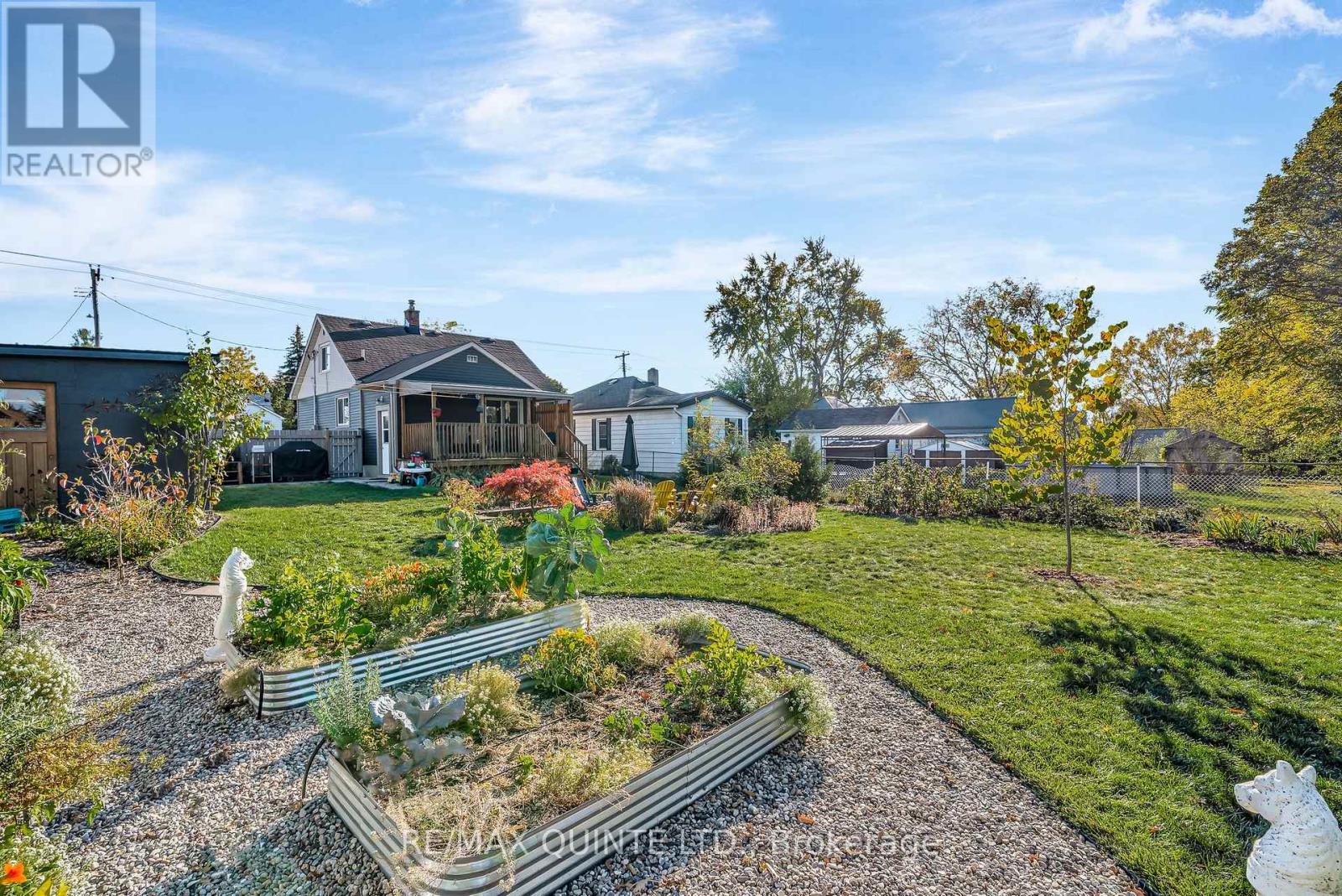26 North Park Gardens, Belleville, Ontario  K8P 2M1 - Photo 32 - X12468054