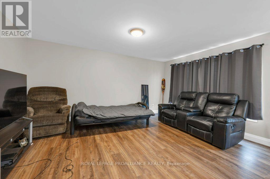 6 - 400 West Front Street, Stirling-Rawdon, Ontario K0K 3E0 - Photo 25 - X12468078