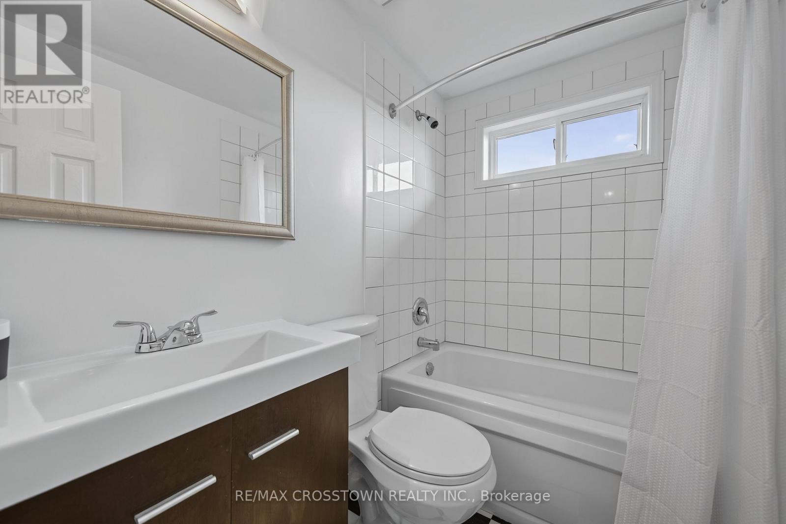 37 Seymour Crescent, Barrie, Ontario  L4N 8N4 - Photo 33 - S12467842