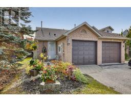 37 SEYMOUR CRESCENT, Barrie, Ontario