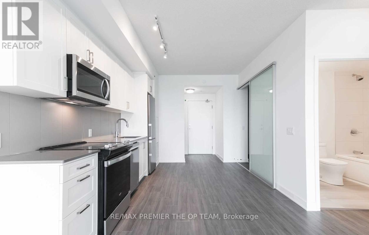 416 - 681 Yonge Street, Barrie, Ontario  L9J 0K1 - Photo 9 - S12467896