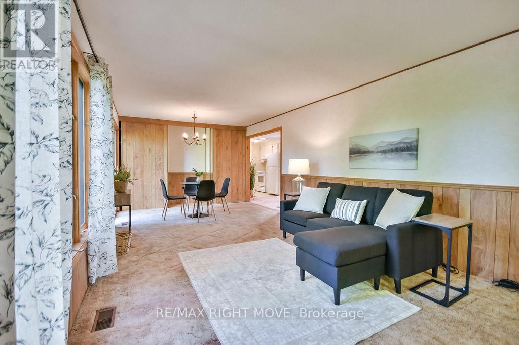 95 Cameron Drive, Oro-Medonte, Ontario  L0L 1T0 - Photo 23 - S12467906