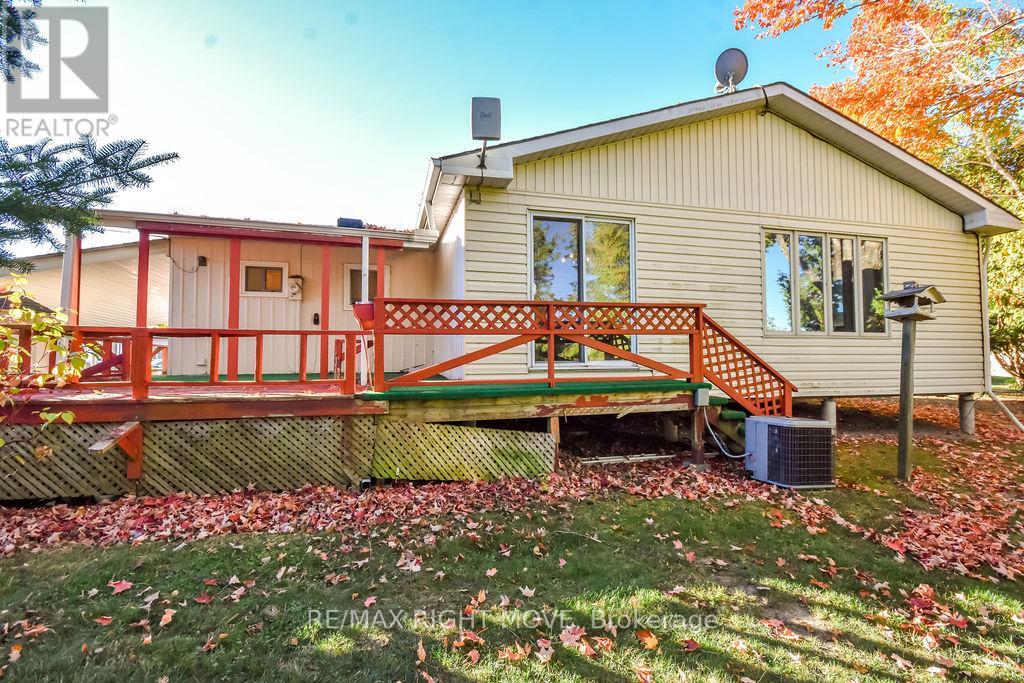 95 Cameron Drive, Oro-Medonte, Ontario  L0L 1T0 - Photo 6 - S12467906