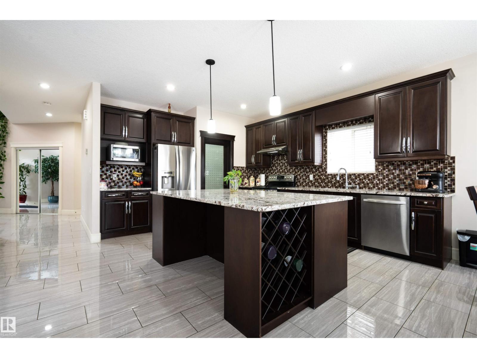 1908 86 St Sw Sw, Edmonton, Alberta  T6X 1A2 - Photo 10 - E4462458