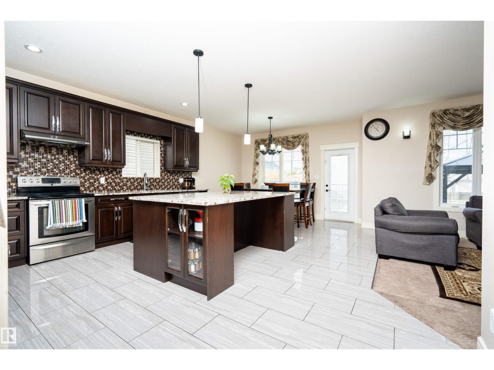 1908 86 St Sw Sw, Edmonton, Alberta  T6X 1A2 - Photo 15 - E4462458
