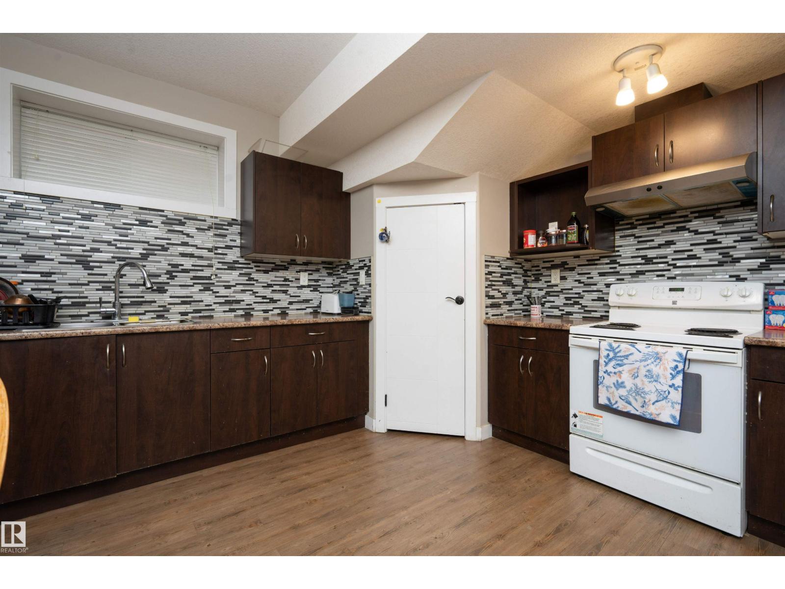 1908 86 St Sw Sw, Edmonton, Alberta  T6X 1A2 - Photo 32 - E4462458