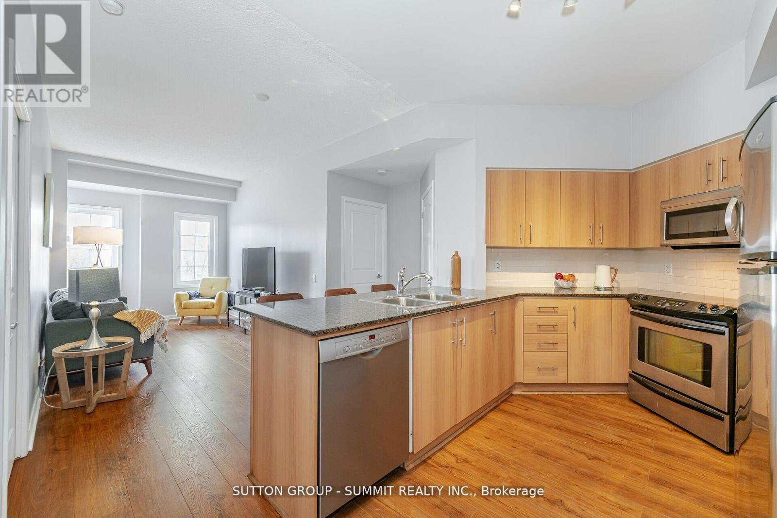 304 - 15 Windermere Avenue, Toronto, Ontario  M6S 5A2 - Photo 11 - W12467819