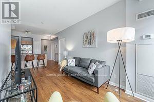 304 - 15 Windermere Avenue, Toronto, Ontario  M6S 5A2 - Photo 14 - W12467819