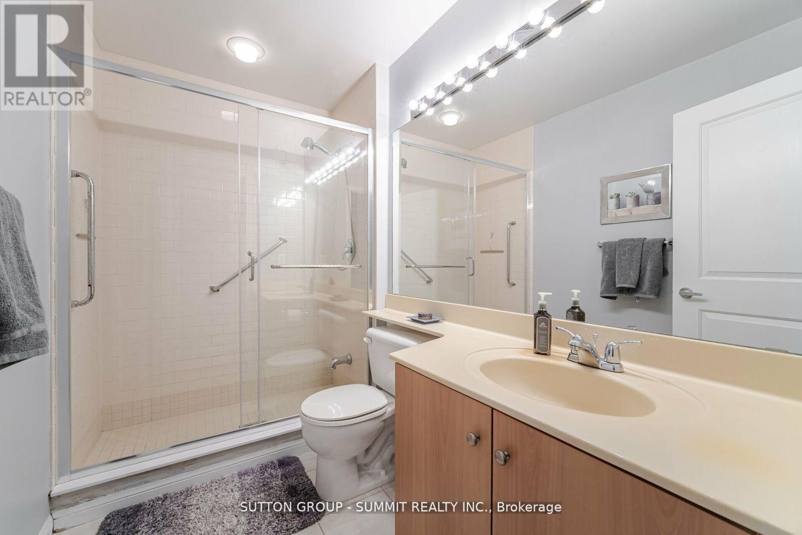 304 - 15 Windermere Avenue, Toronto, Ontario  M6S 5A2 - Photo 15 - W12467819